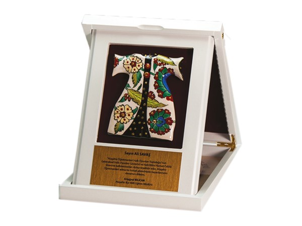 ÇİNİLİ KAFTAN PLAKET (B)